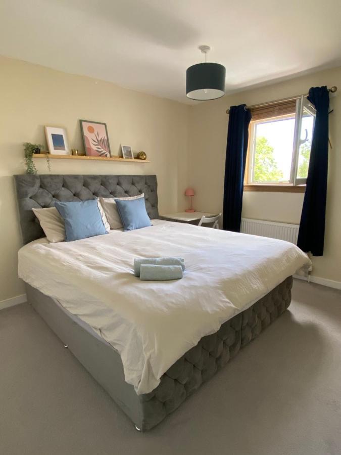 Cozy Bedroom In Shared Accommodation With Free Parking Édimbourg Extérieur photo